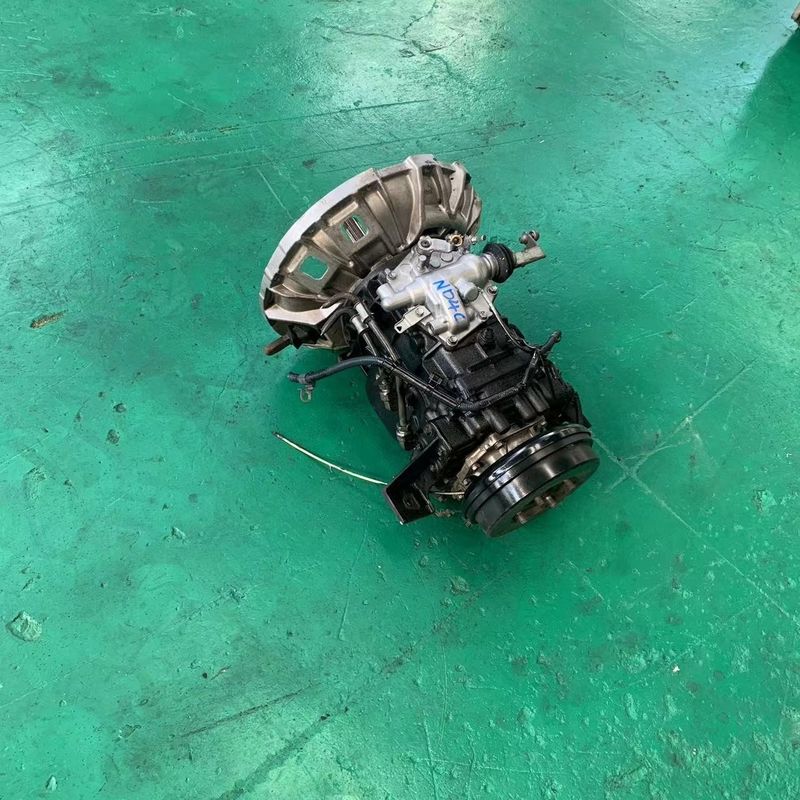 Toyota 6HE1-T vista de referência 4