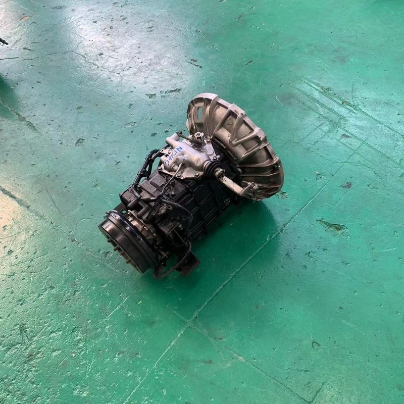 Toyota 6HE1-T vista de referência 6