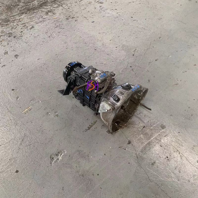 Toyota 14B vista de referência 3