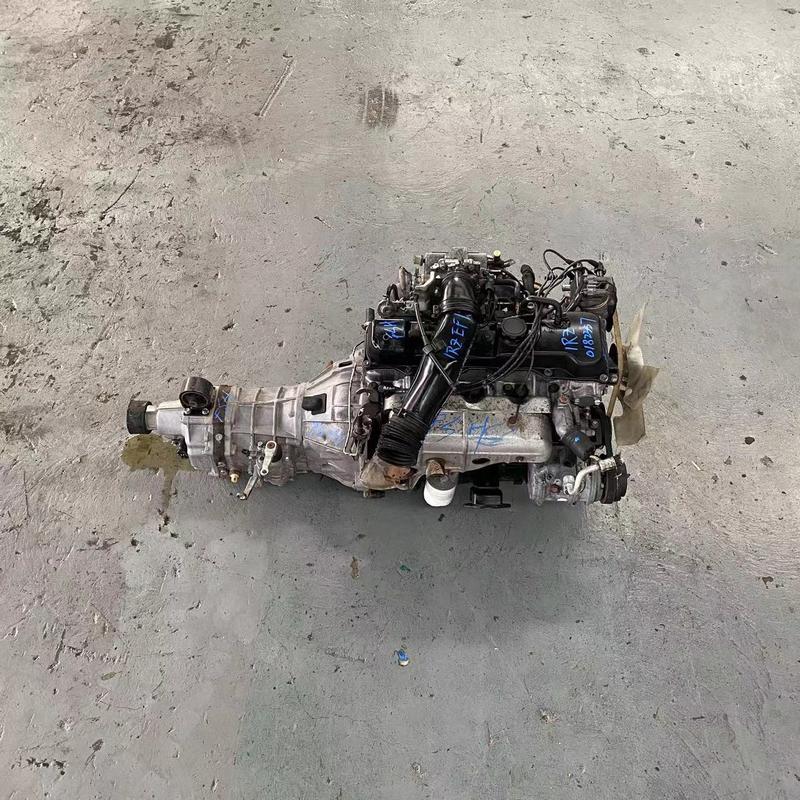 Toyota 1RZ vista de referência 3