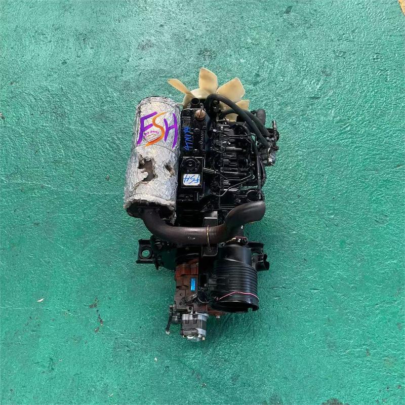 Yanmar 4TNV94 참고 시점 6