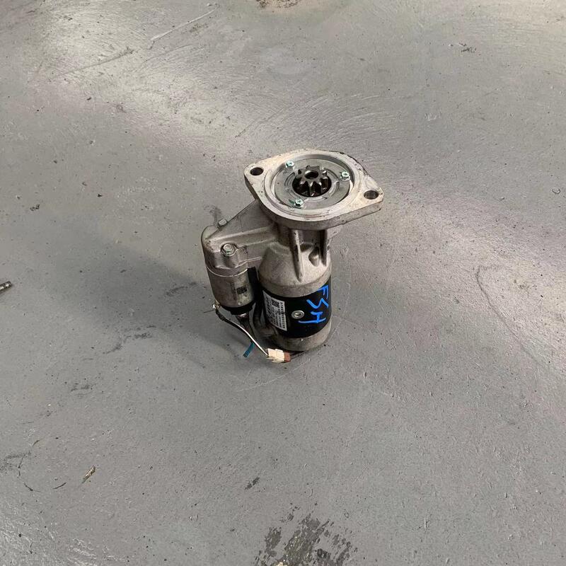 Isuzu 4JB1 / 4JB1 Starting Motor منظور مرجعي 2