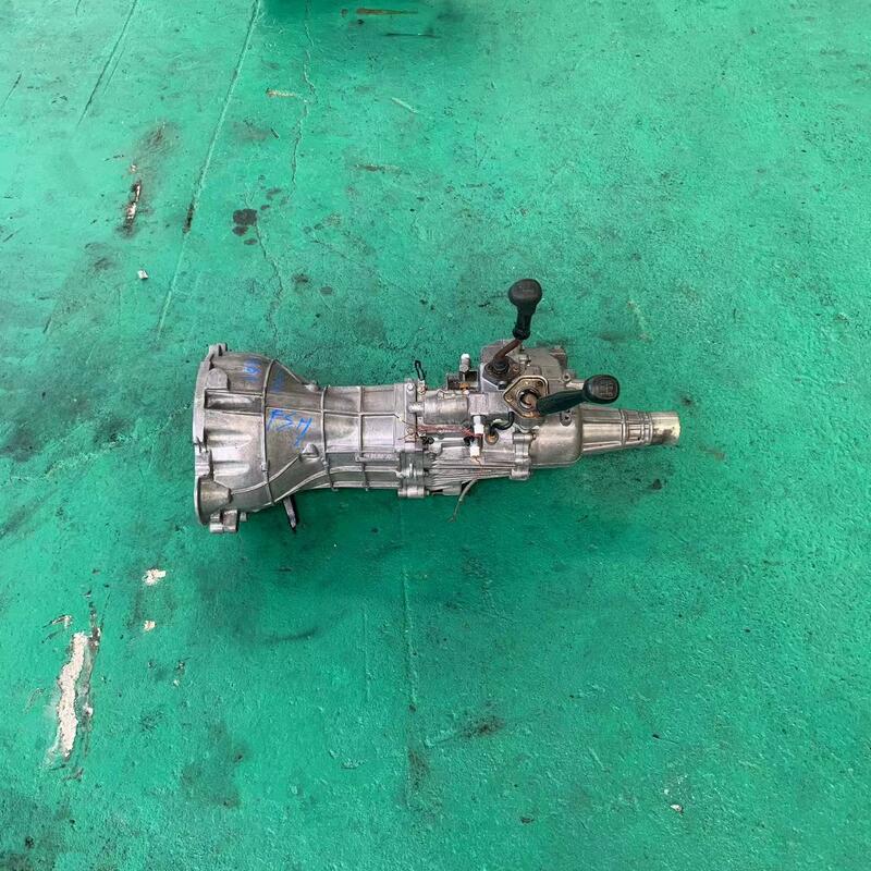 Isuzu 4JB1T 2WD 4WD gearbox reference view 6