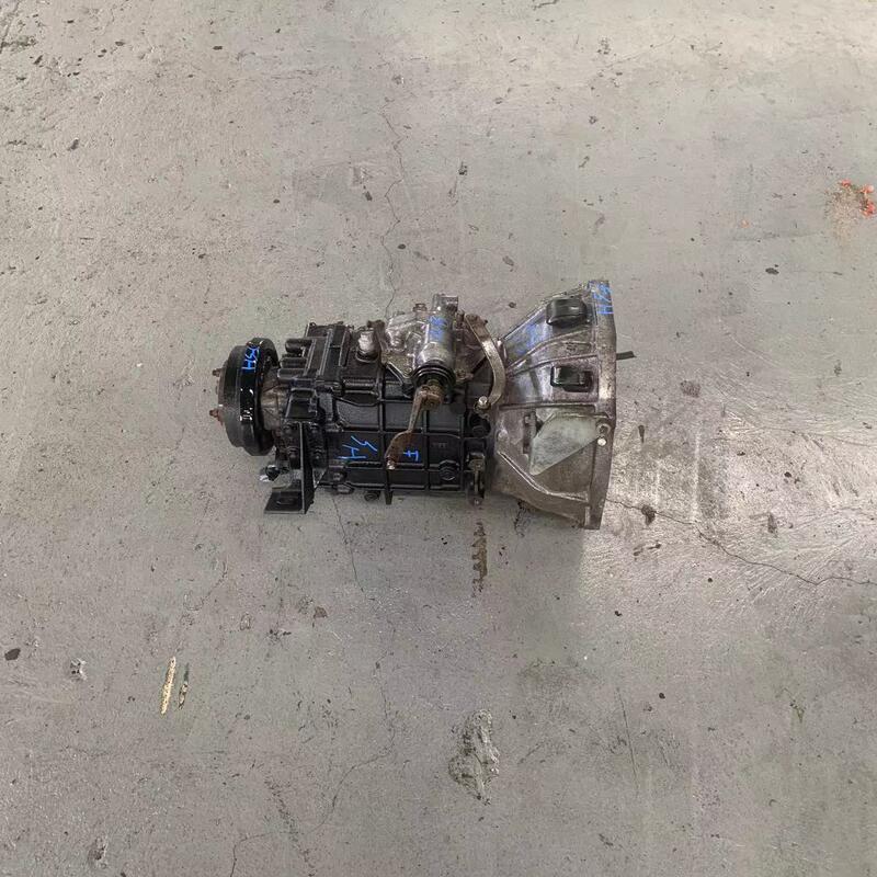 Toyota 14B vista de referência 7