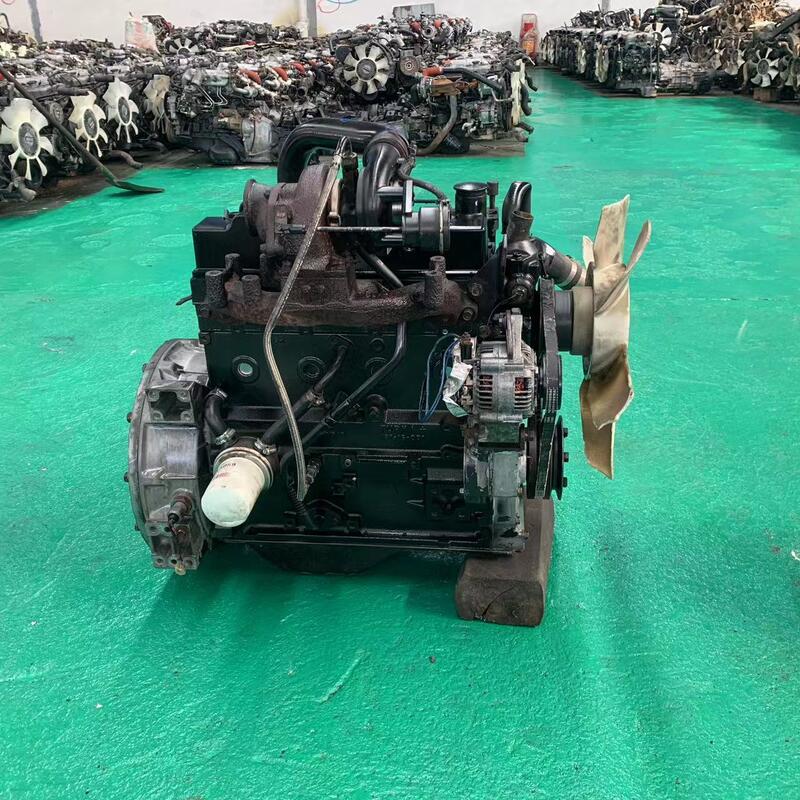 Komatsu B3.3T reference view 4