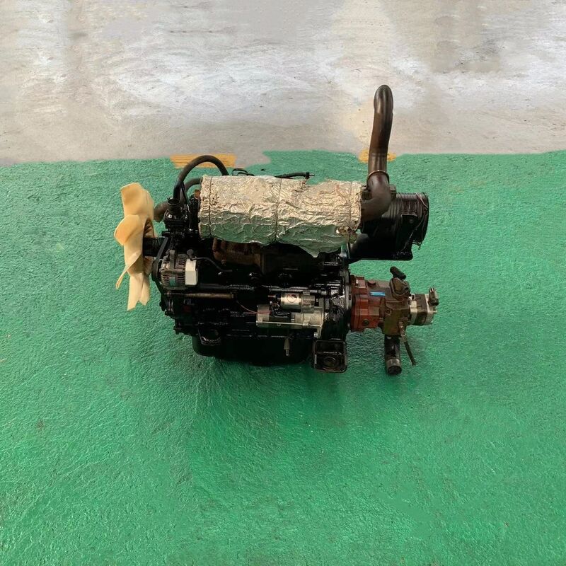 Yanmar 4TNV94 참고 시점 14