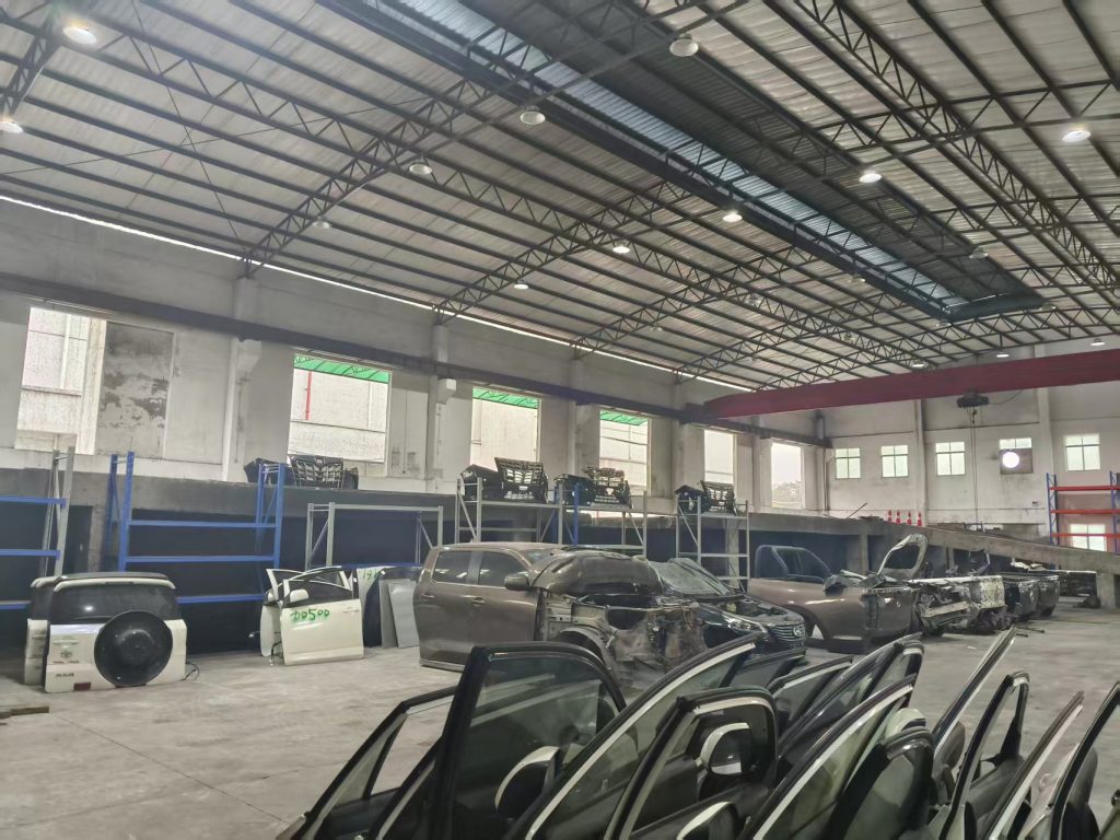 Vehicle bodies at a partner dismantling facility