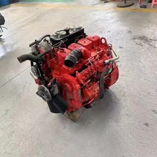 Cummins 4BT Motor — foto temporal de terceros